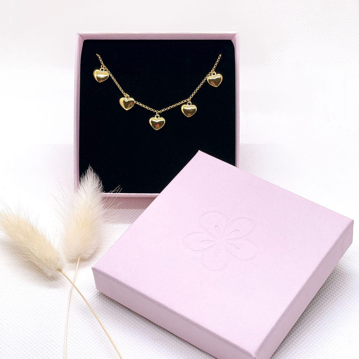 Hearts Armband